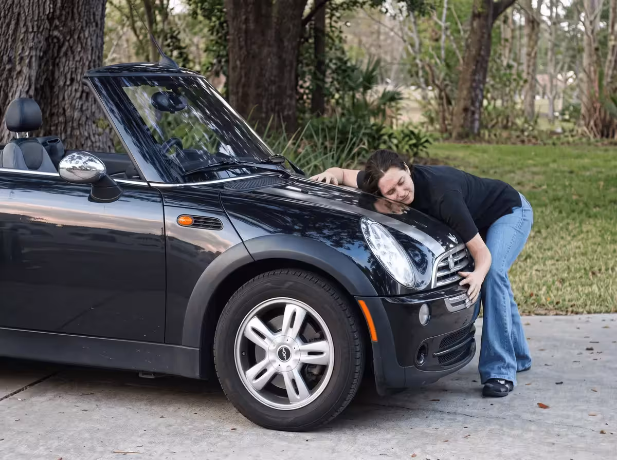 Why buying a used car is a good idea for an intelligent investor?